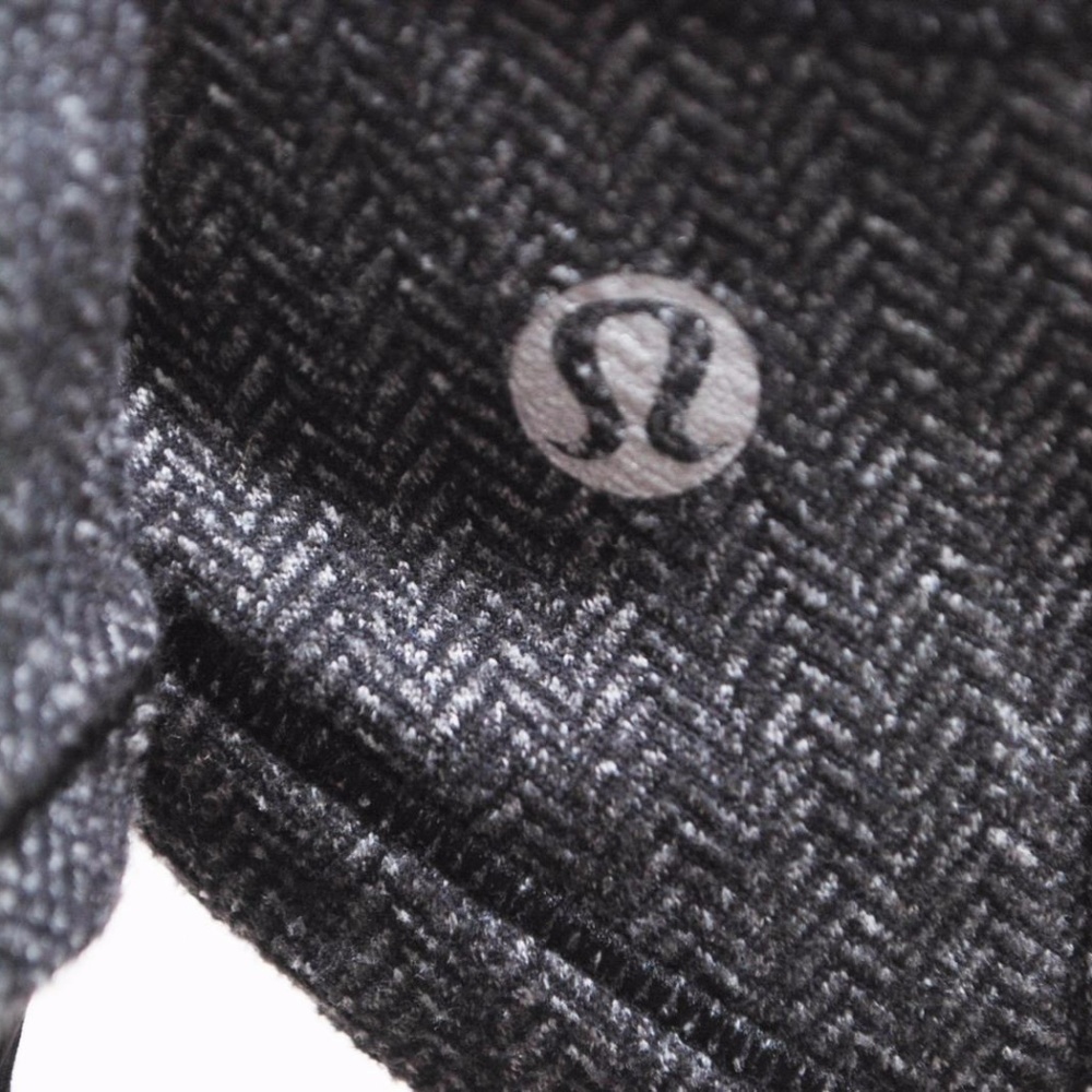 Lululemon Black Herringbone Base Runner - image 3